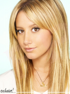 ashley 159357.jpg
